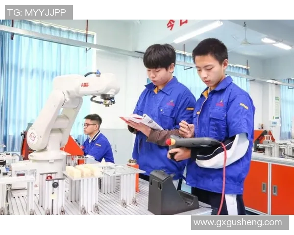 朱旭航：探索科技与人文交融的未来之路与实践心得