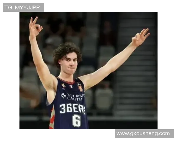 约什吉迪带领球队逆转胜利展现年轻球员的无限潜力与未来希望