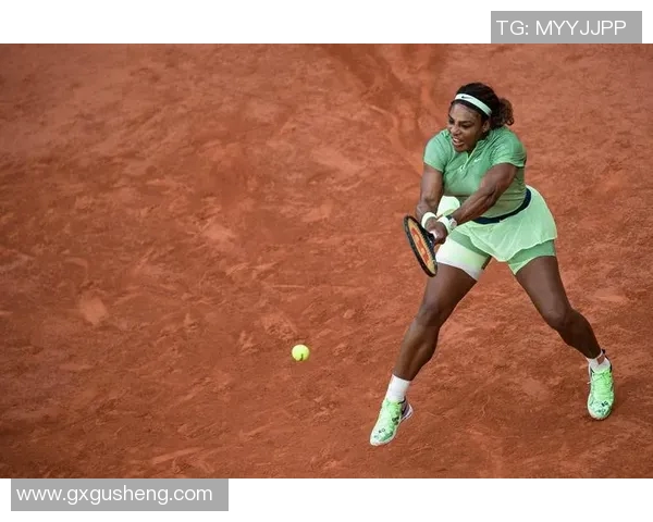 2020年王蔷与小威决战赛场展现网球激情与实力对决的精彩瞬间 2020年王蔷与小威决战赛场展现网球激情与实力对决的精彩瞬间