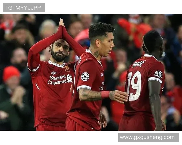 伊布与范戴克的巅峰对决谁能在球场上笑到最后