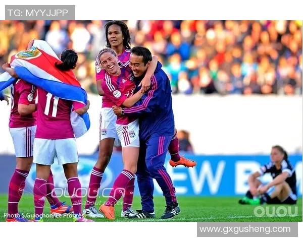 利昂女足与蒙特瑞女足激战正酣争夺女足联赛冠军荣耀