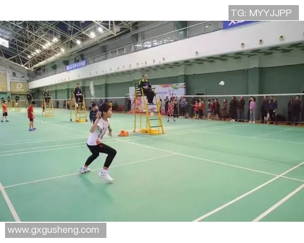 南京羽毛球队包夹战术解析与其在羽毛球热点中的影响探讨