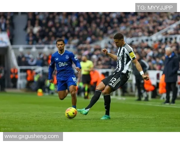 热刺与伯恩利激战正酣精彩瞬间回顾与分析