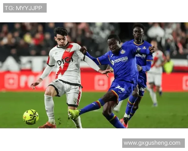 皇家社会迎战赫塔费争夺西甲积分榜关键战役的精彩对决 皇家社会迎战赫塔费争夺西甲积分榜关键战役的精彩对决